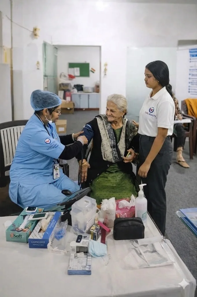 Home nurse providing care